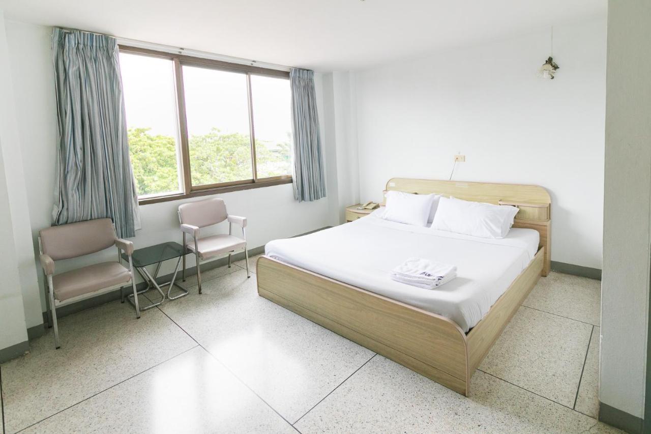 Tokyo Hotel Ubon Ratchathani Exteriér fotografie